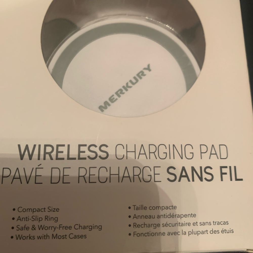 Wireless Charging Pad - Picture 2 of 3